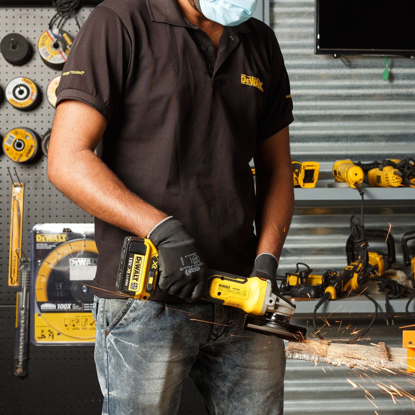 Kit Dewalt DCK373MDR-QW 18V 4Ah