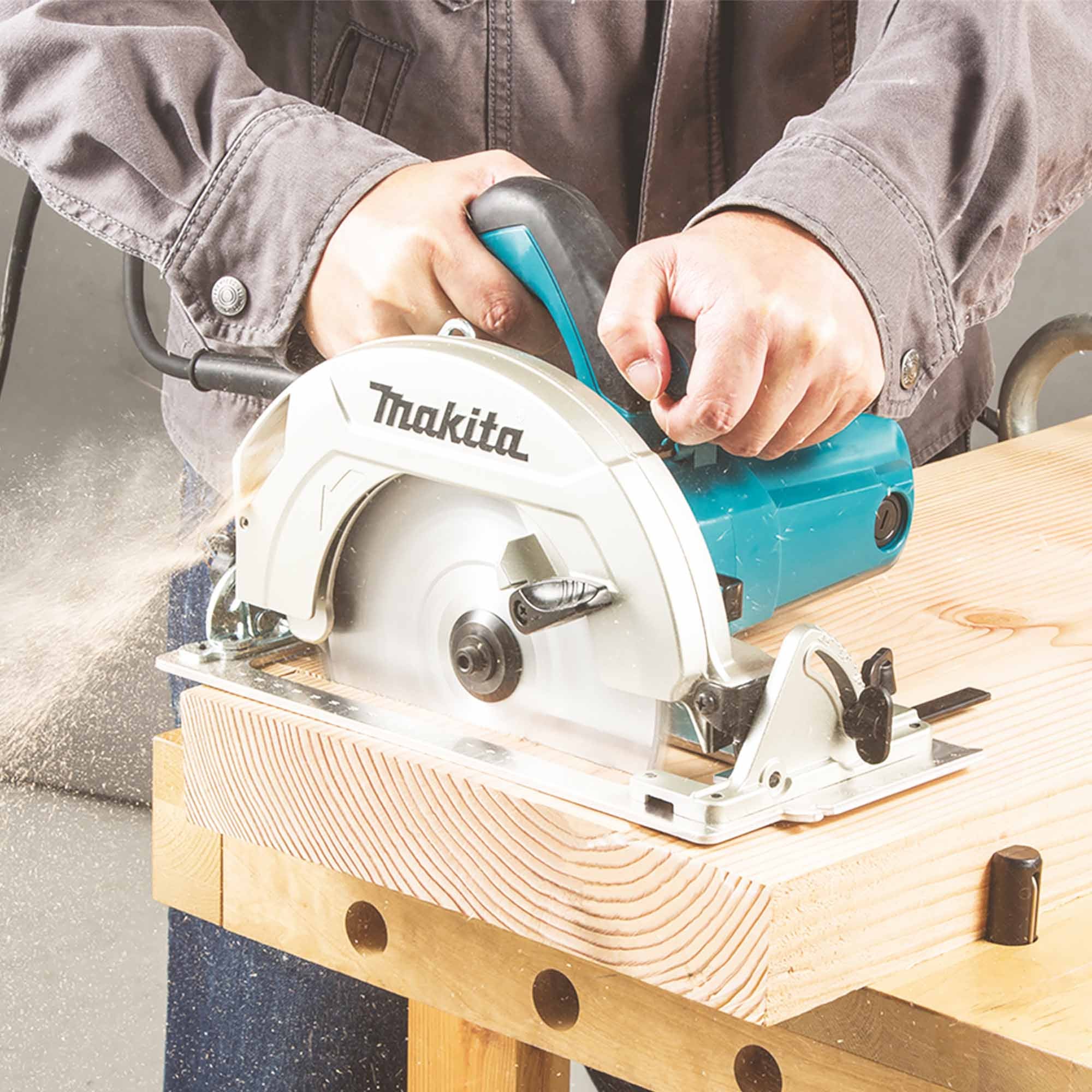 Makita HS7611J 1600W Sega Circular