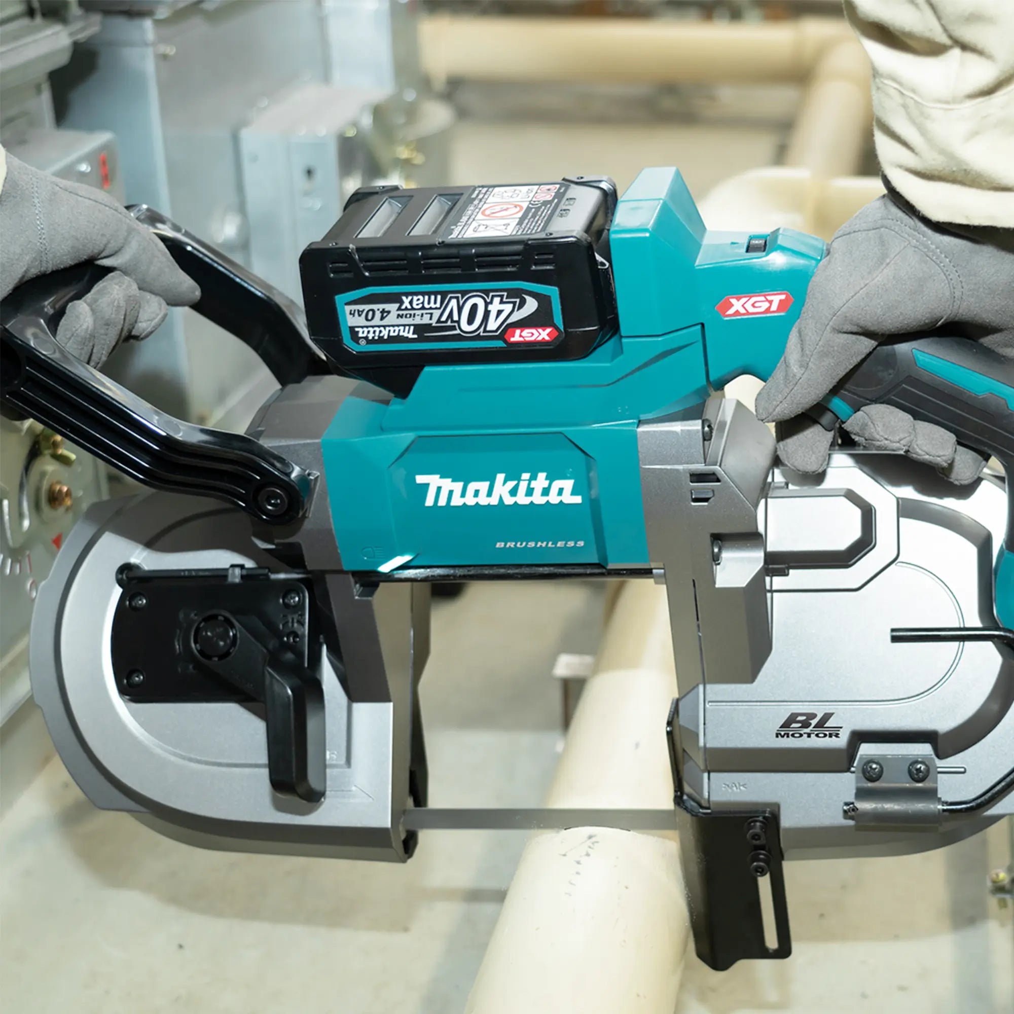 Sega Nastro Makita PB002GM201 40V 4Ah